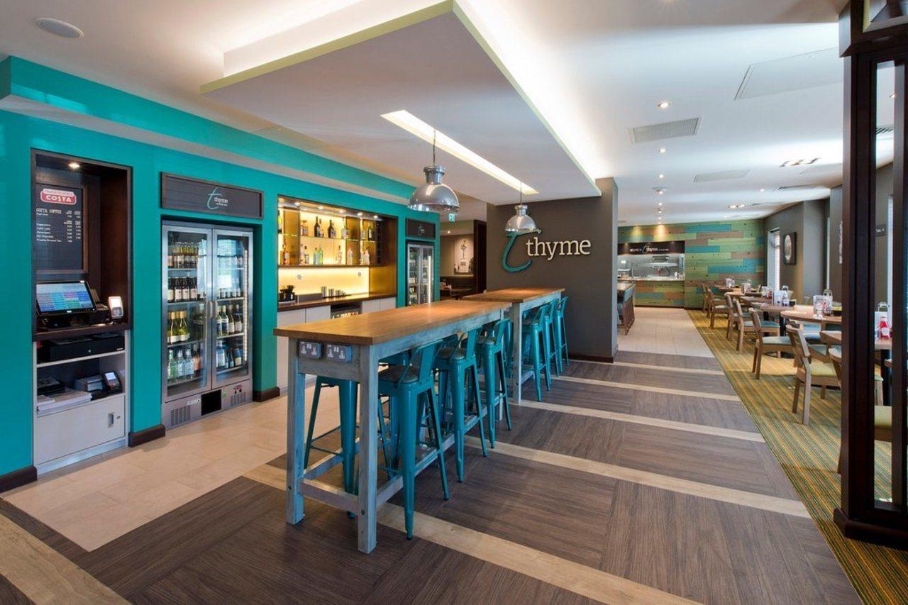 Premier Inn Sevenoaks Bagian luar foto